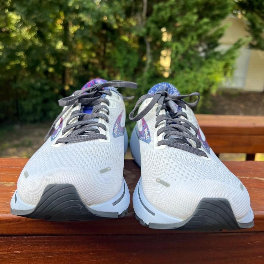 Brooks Ghost 14 Womens 10.5 Gray Purple Blue Road Trail Running Jog Sneakers
